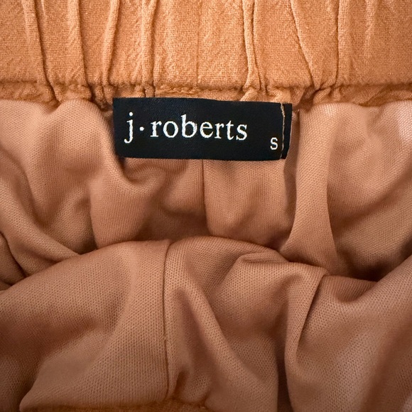 J. Robert’s shorts size small - Picture 3 of 4